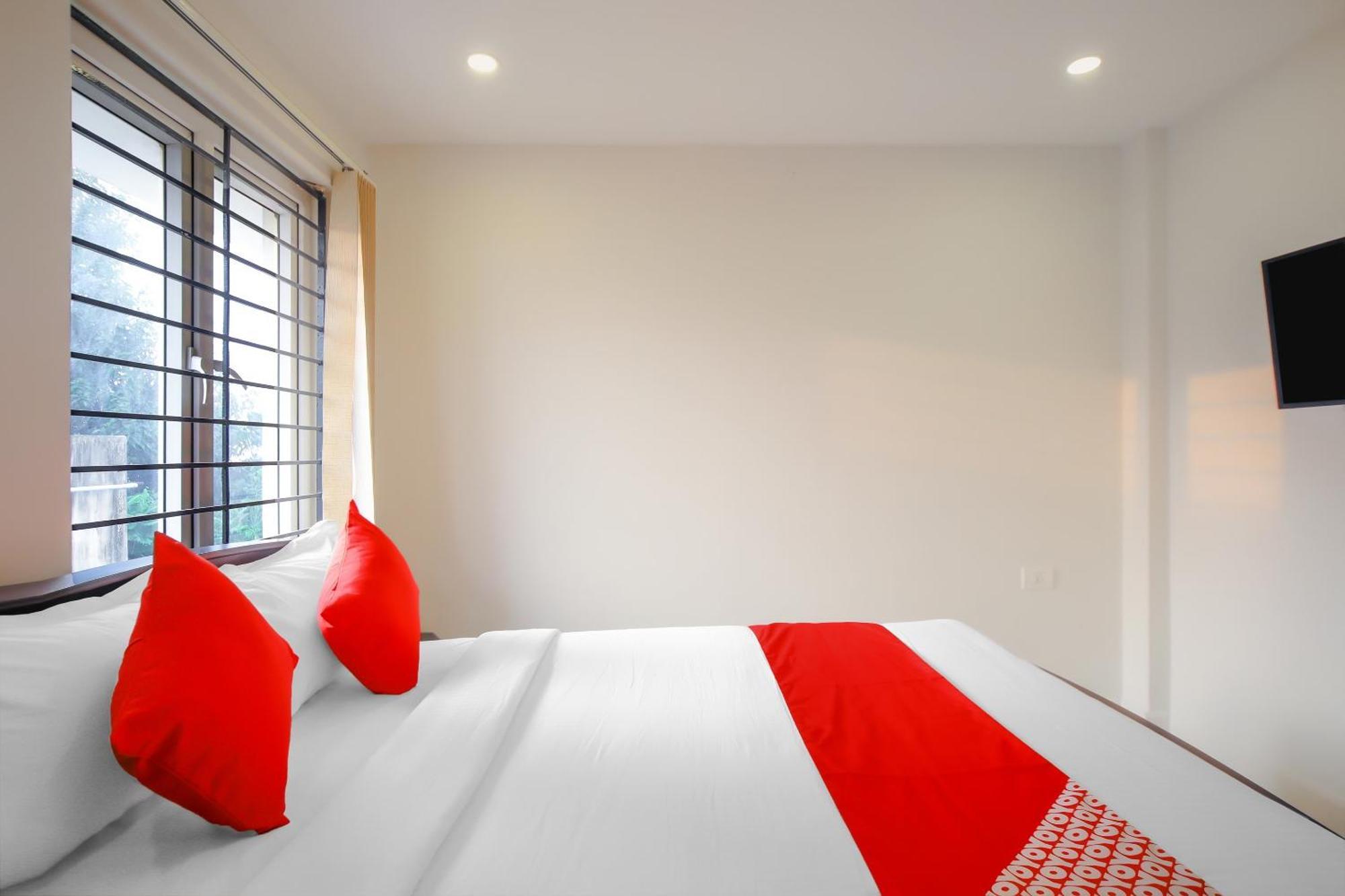 Super Hotel O Pride Hospitality Nungambakkam Chennai Exterior photo