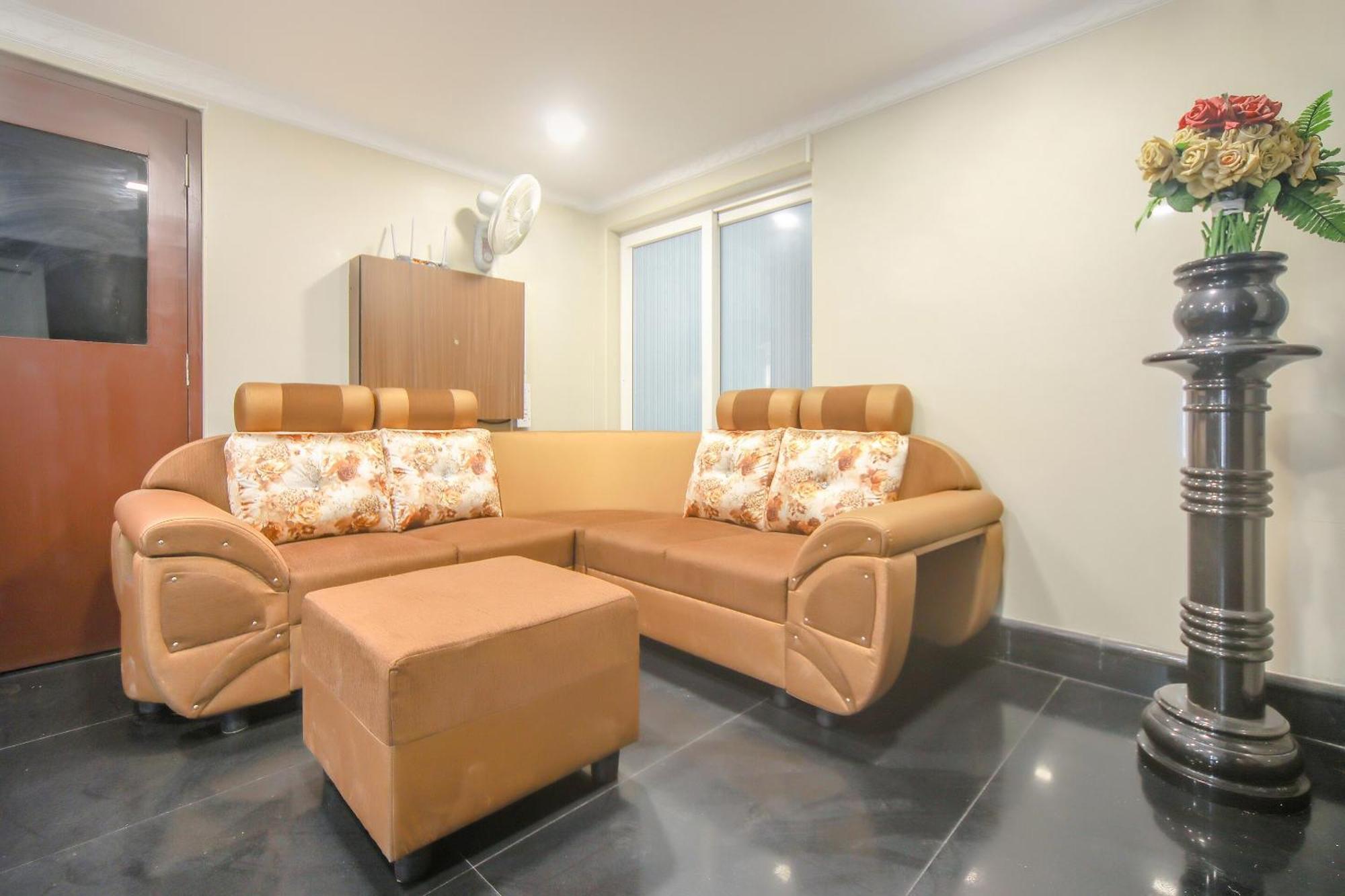 Super Hotel O Pride Hospitality Nungambakkam Chennai Exterior photo